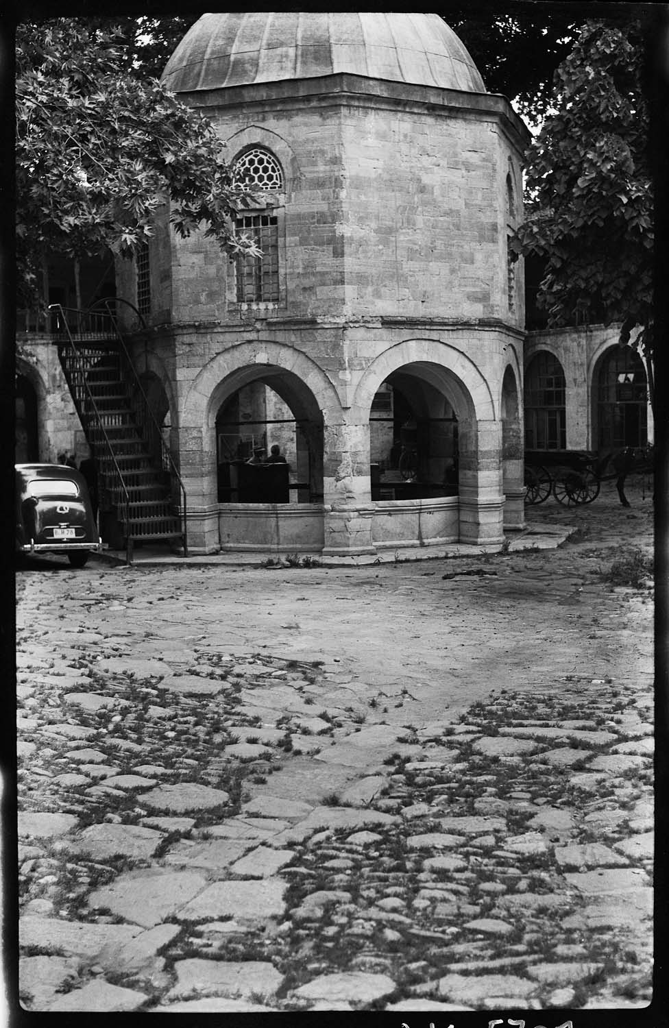 Mescid ou mosquée intérieure